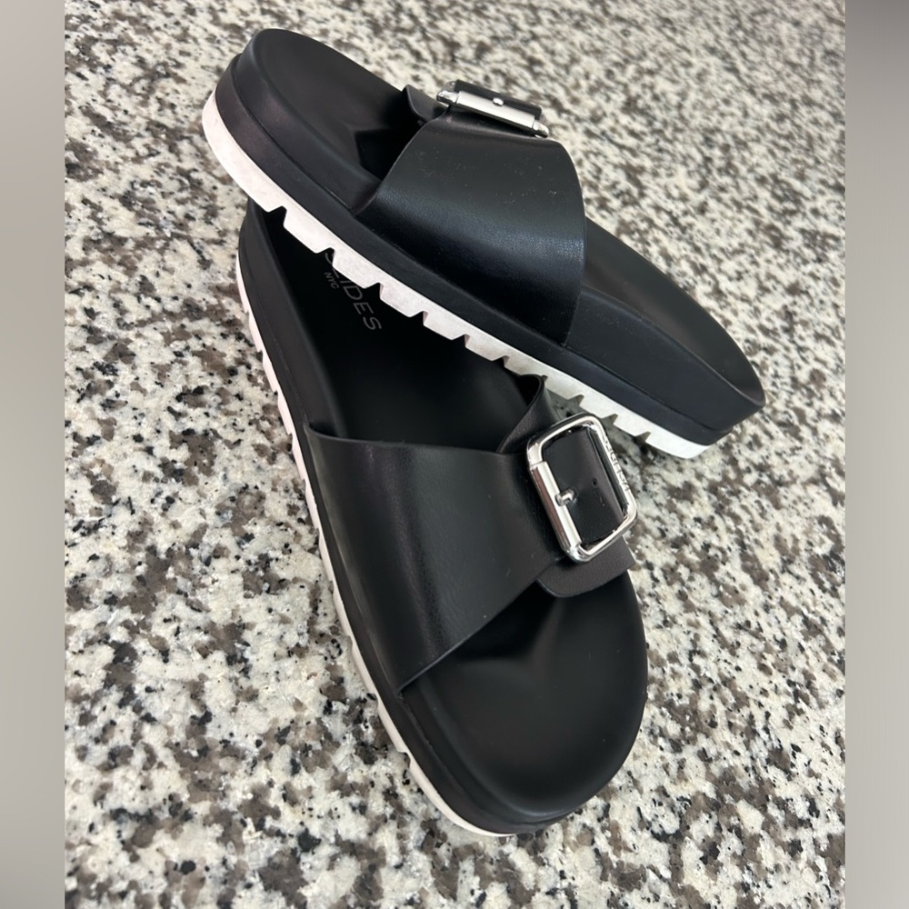 J/Slides Size 7.5 Worn Once Great Condition - image 5